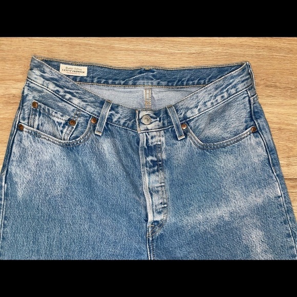 Levi’s 501 Straight Leg - Picture 2 of 10